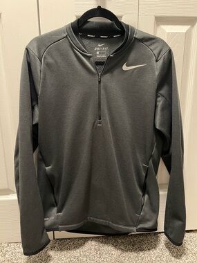 Nike Men’s Dri-FIT Half-Zip Pullover - Charcoal/Dark Grey
